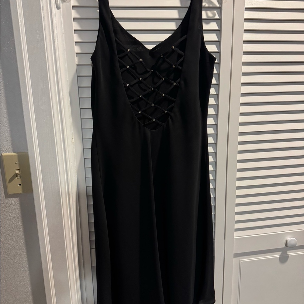 Elegant Black Sleeveless Dress